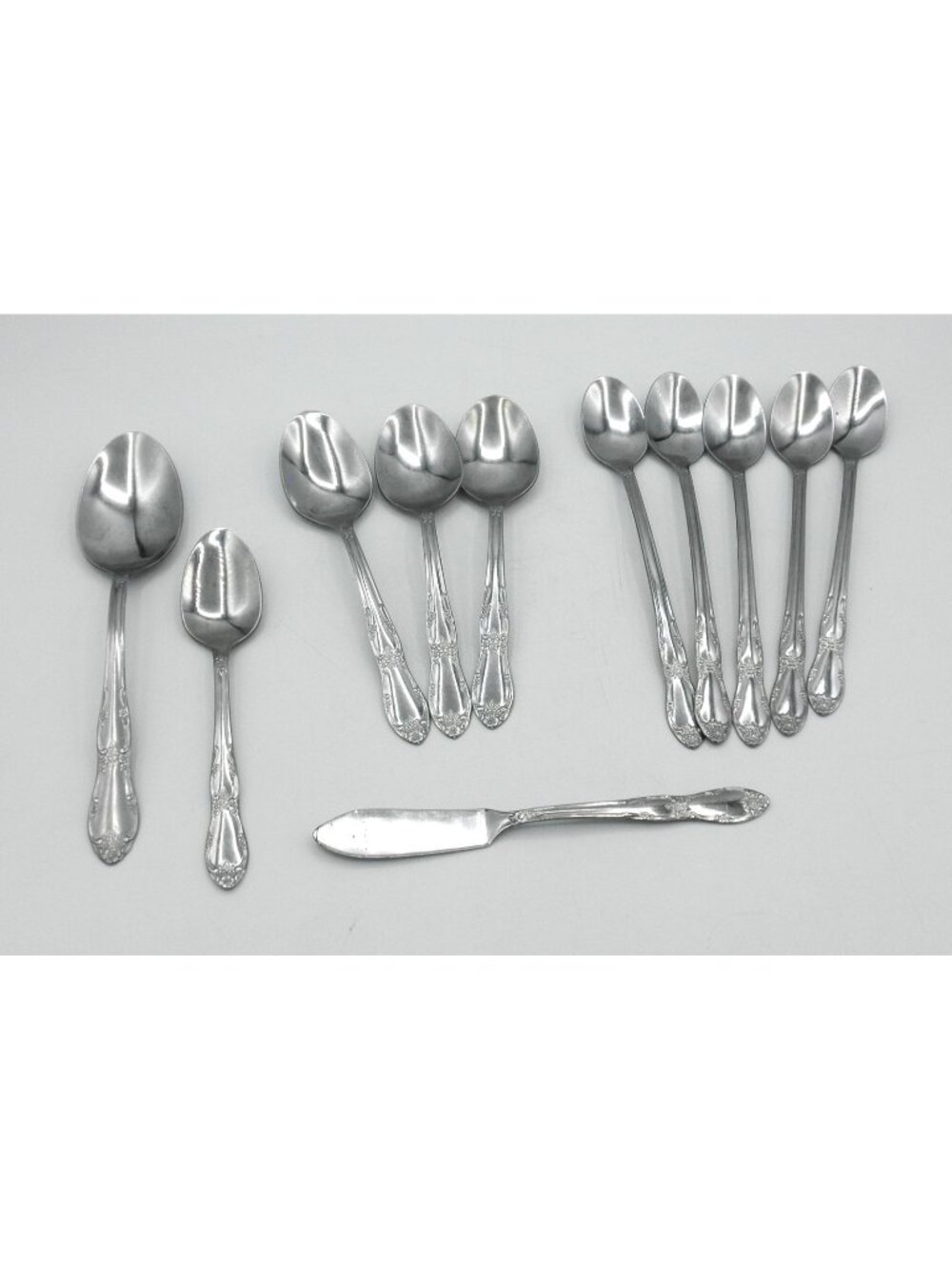 Venus Stainless by Oneida Mixed Lot of 11 Pieces Pattern OHSVENU
